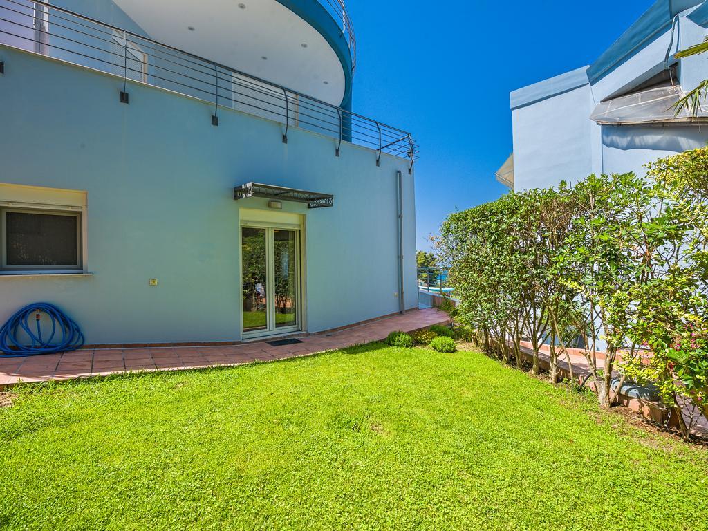 Aegean Residence - F & B Summer Collection Kallithea  Buitenkant foto